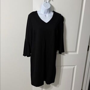 Chicos 0(US-4) Black Flare Sleeves Dress With Gold Zippered Back
